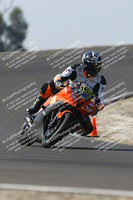 media/Nov-01-2025-TrackDaz (Sat) [[2b4d5192bc]]/B Group/1220pm (Turn 2 Outside)/